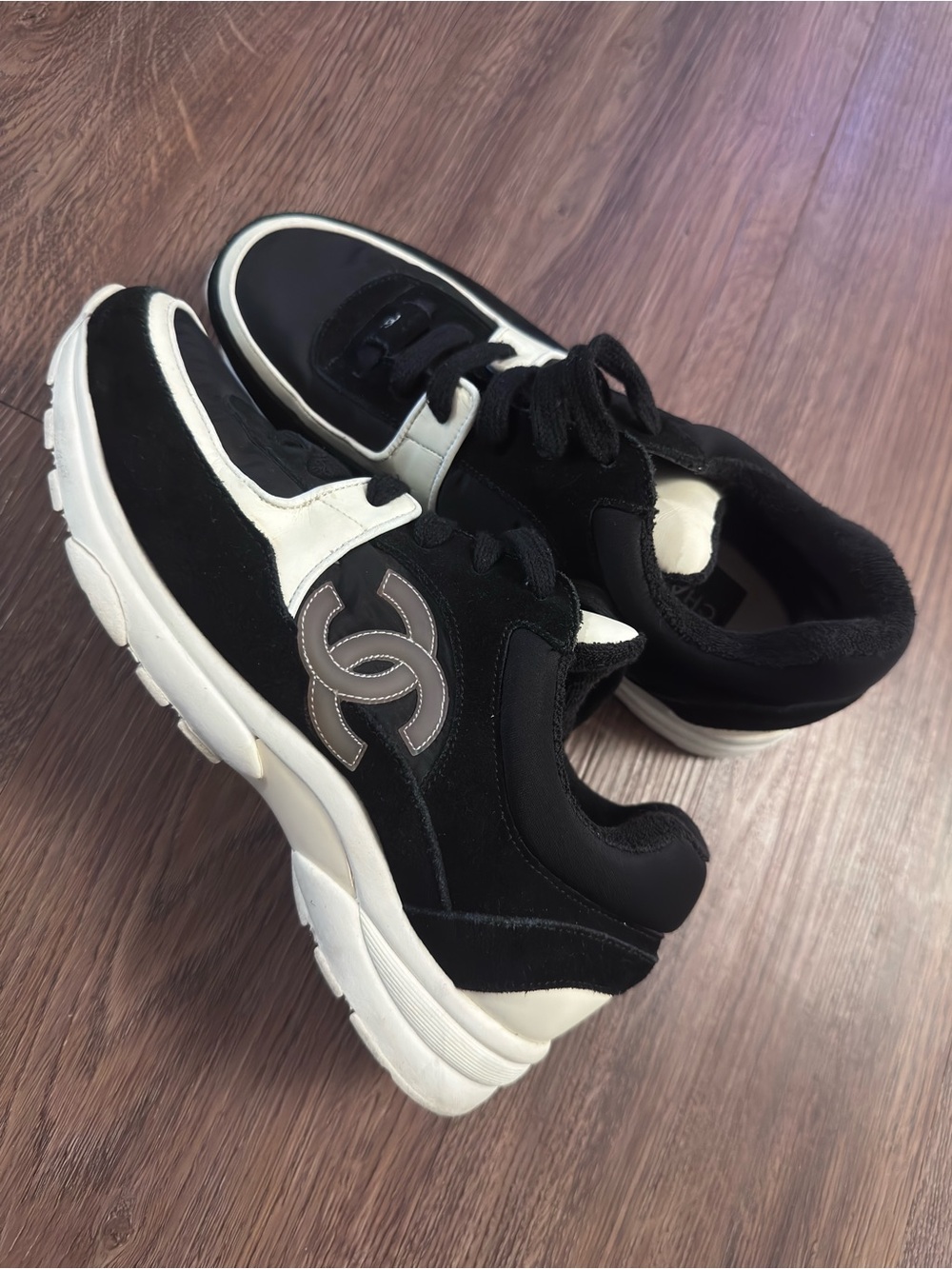 CHANEL Black and White Low-Top CC Logo Sneakers